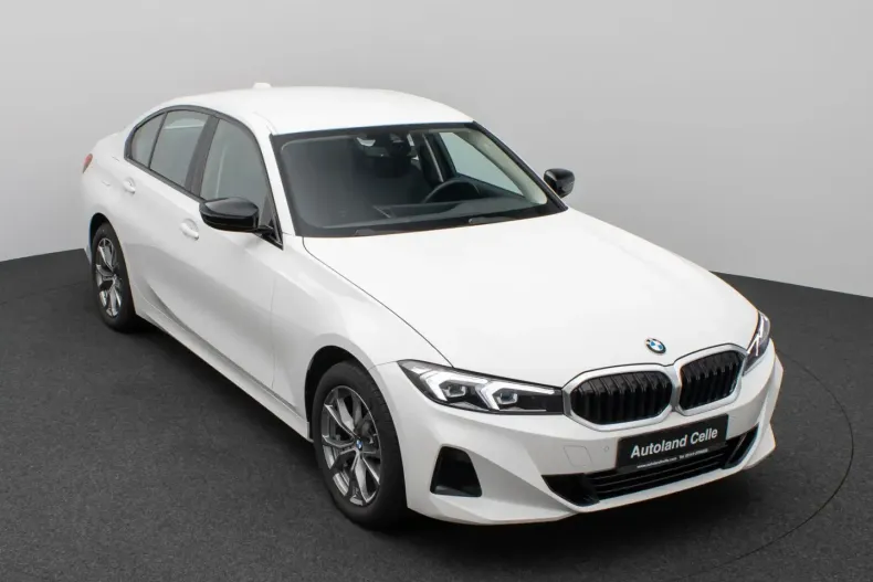 BMW 320 din 2022 cu 48.048 km - oferta BMW174904 - foto 1
