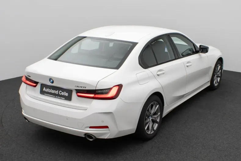 BMW 320 din 2022 cu 48.048 km - oferta BMW174904 - foto 6
