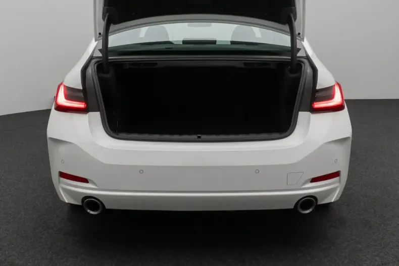 BMW 320 din 2022 cu 48.048 km - oferta BMW174904 - foto 12