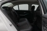 BMW 320 din 2022 cu 48.048 km - oferta BMW174904 - foto 24