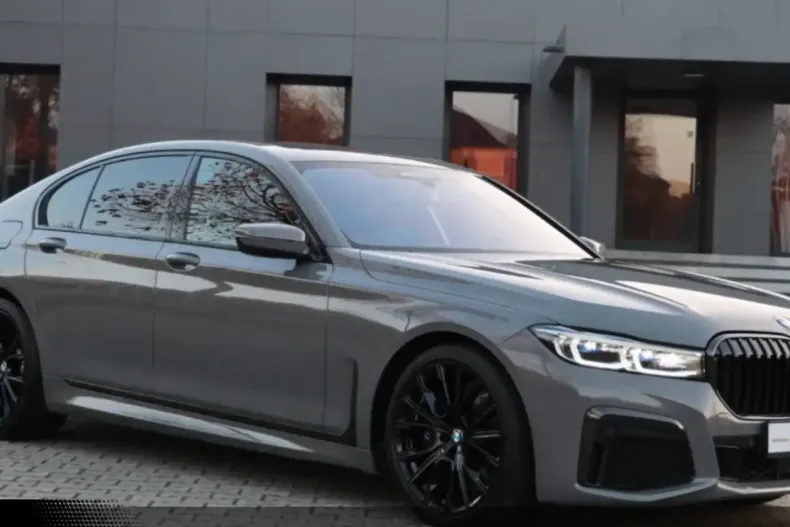 BMW 730 din 2022 cu 45.518 km - oferta BMW174915 - foto 1