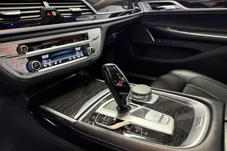 BMW 730 din 2022 cu 55.800 km - oferta BMW174918 - foto 22