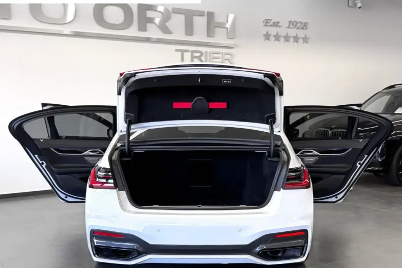 BMW 730 din 2022 cu 71.700 km - oferta BMW174919 - foto 11