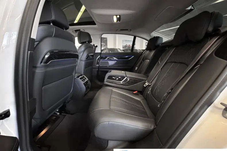 BMW 730 din 2022 cu 71.700 km - oferta BMW174919 - foto 19