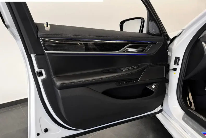 BMW 730 din 2022 cu 71.700 km - oferta BMW174919 - foto 24