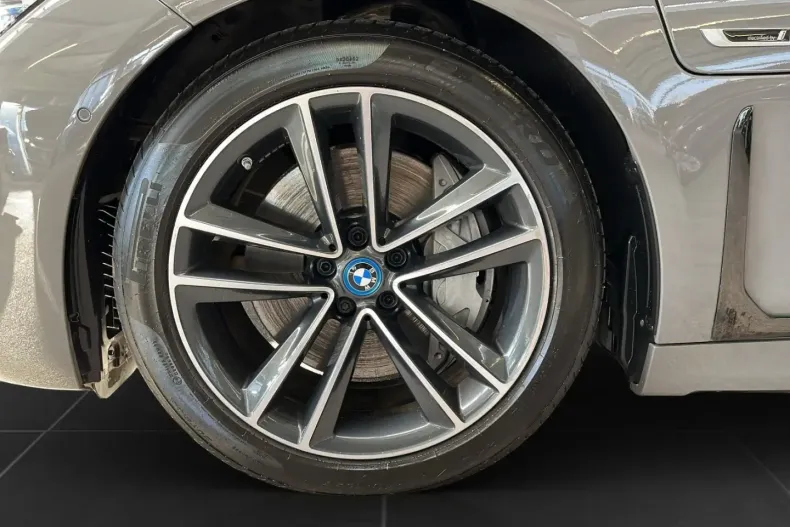 BMW 745 din 2021 cu 46.379 km - oferta BMW174921 - foto 9