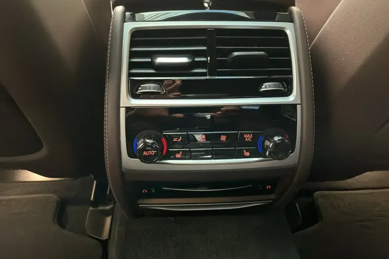 BMW 745 din 2021 cu 46.379 km - oferta BMW174921 - foto 18