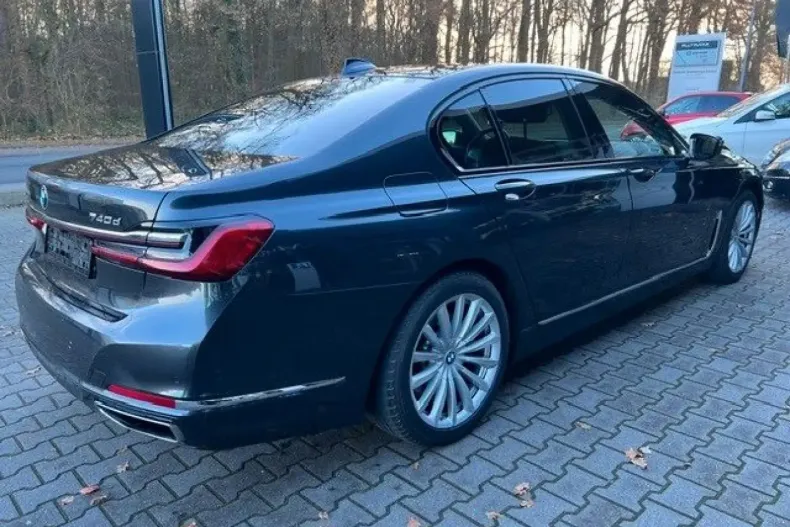 BMW 740 din 2021 cu 74.390 km - oferta BMW174922 - foto 6