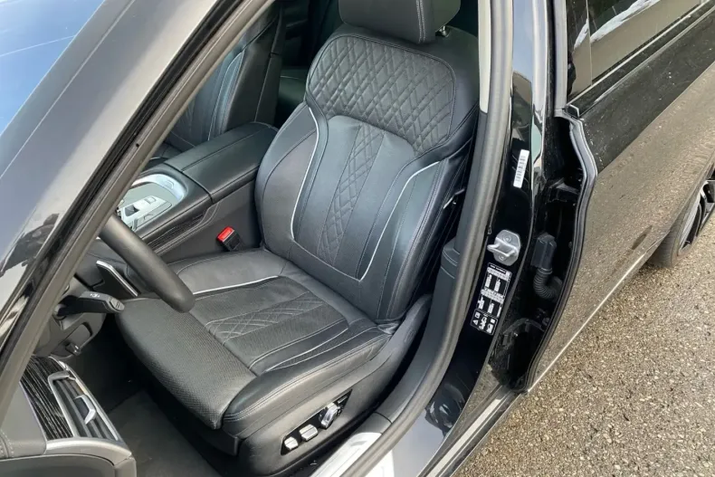 BMW 740 din 2022 cu 84.200 km - oferta BMW174923 - foto 9