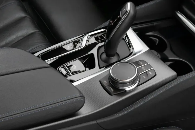 BMW 545 din 2022 cu 87.354 km - oferta BMW174929 - foto 6