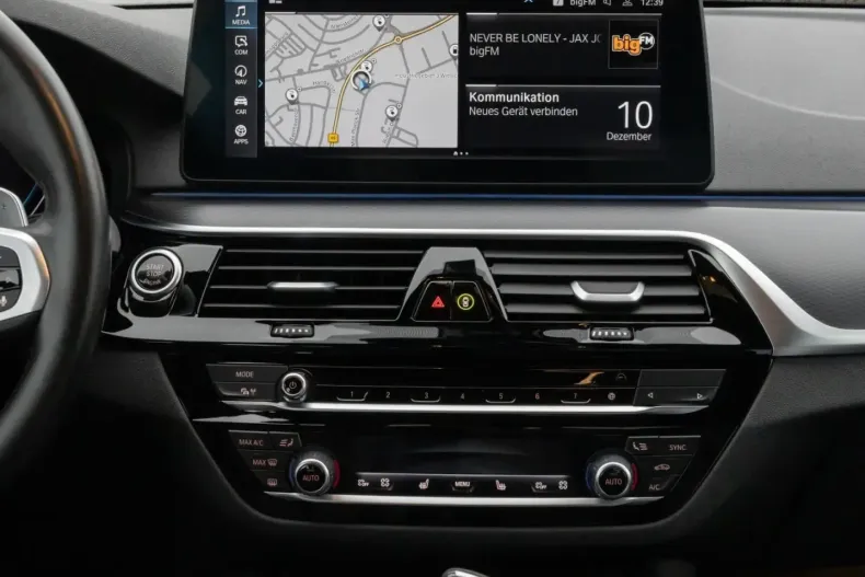 BMW 545 din 2022 cu 87.354 km - oferta BMW174929 - foto 9