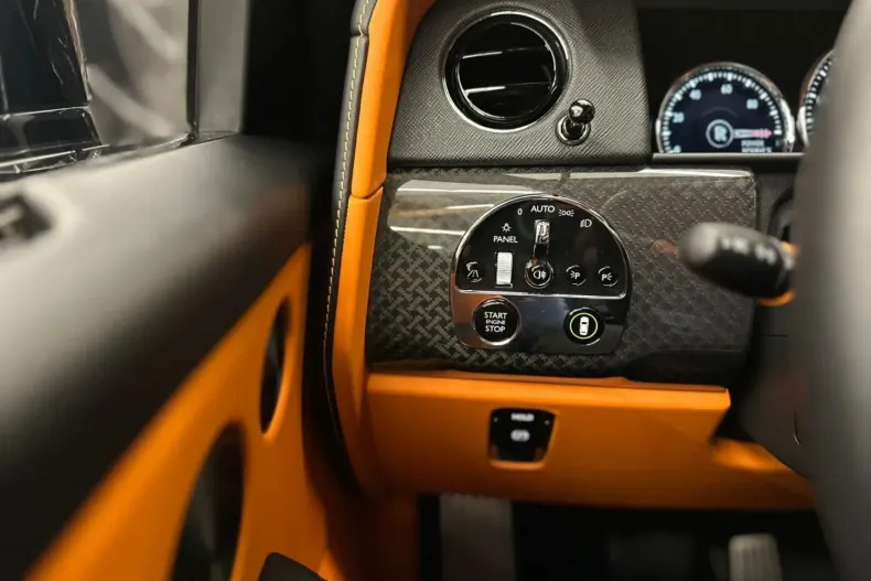 Rolls-Royce Cullinan din 2024 cu 6.071 km - oferta ROL174933 - foto 19