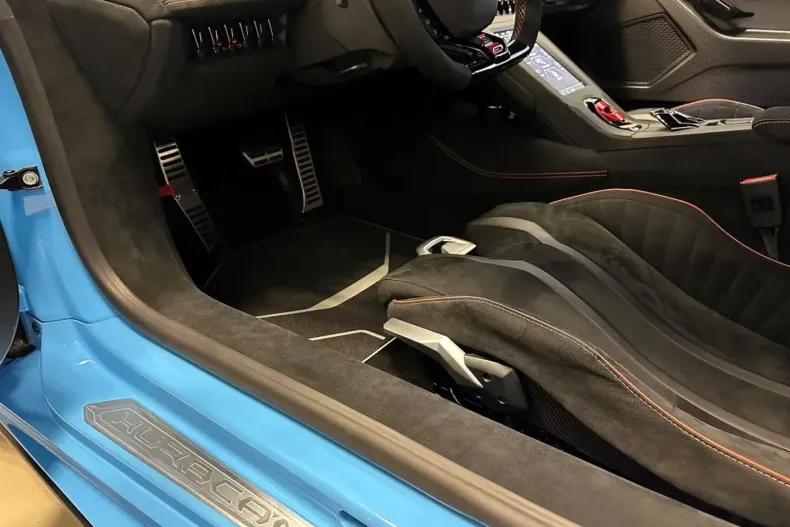 Lamborghini Huracán din 2022 cu 2.800 km - oferta LAM174936 - foto 14