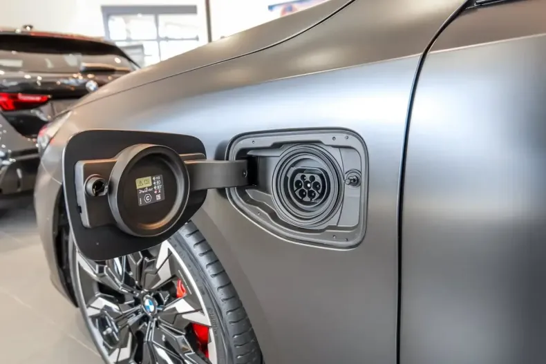 BMW 550 din 2026 cu 5 km - oferta BMW174948 - foto 3