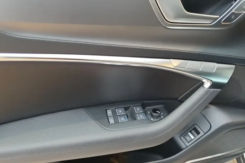 Audi A6 Allroad din 2022 cu 69.500 km - oferta AUD174950 - foto 10