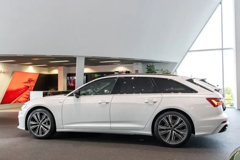 Audi A6 din 2025 cu 35.999 km - oferta AUD174952 - foto 3