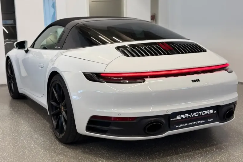 Porsche 911 din 2023 cu 19.900 km - oferta POR174955 - foto 6