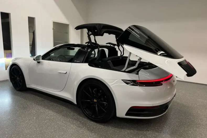 Porsche 911 din 2023 cu 19.900 km - oferta POR174955 - foto 7