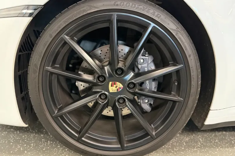 Porsche 911 din 2023 cu 19.900 km - oferta POR174955 - foto 11