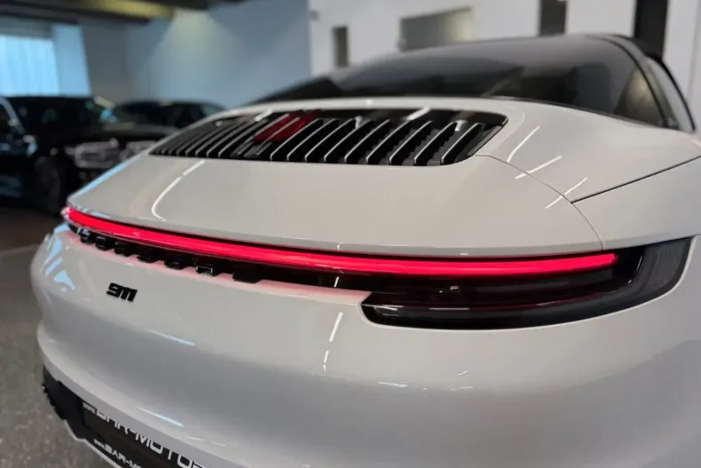 Porsche 911 din 2023 cu 19.900 km - oferta POR174955 - foto 18