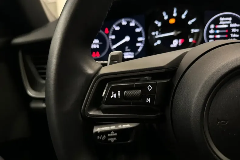 Porsche 911 din 2023 cu 19.900 km - oferta POR174955 - foto 27