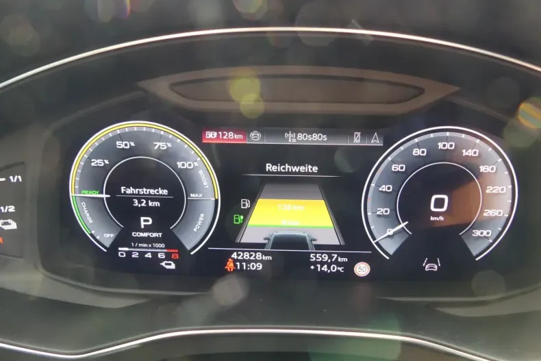 Audi A6 din 2024 cu 42.759 km - oferta AUD174956 - foto 16