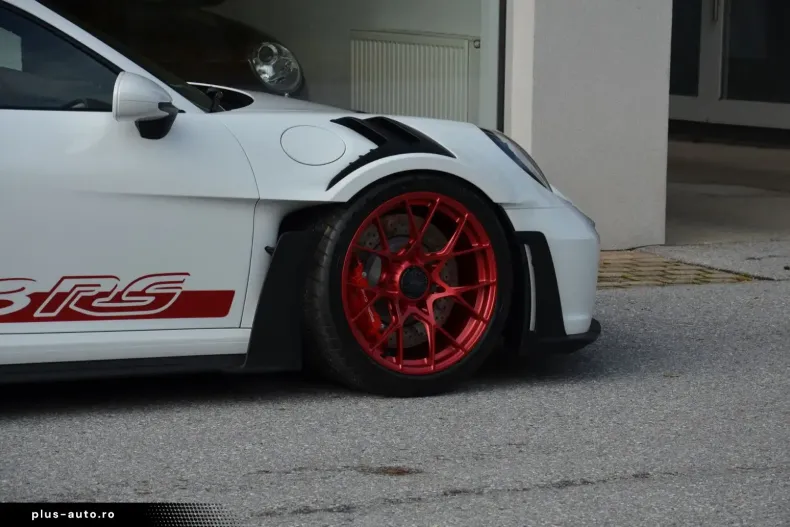 Porsche 911 din 2024 cu 13.200 km - oferta POR174957 - foto 4
