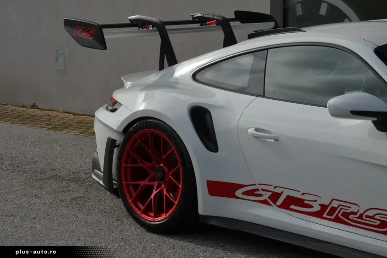 Porsche 911 din 2024 cu 13.200 km - oferta POR174957 - foto 17