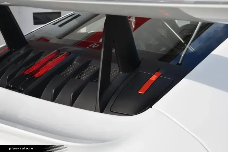 Porsche 911 din 2024 cu 13.200 km - oferta POR174957 - foto 18