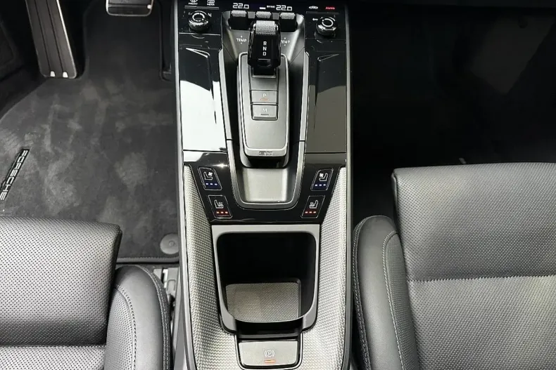 Porsche 911 din 2024 cu 1.830 km - oferta POR174958 - foto 40