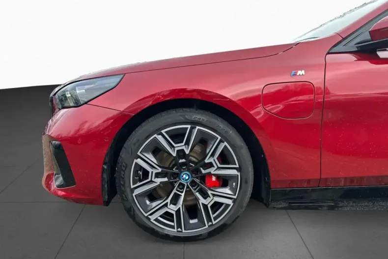 BMW 550 din 2025 cu 22.063 km - oferta BMW174960 - foto 13