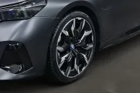 BMW 550 din 2024 cu 21.900 km - oferta BMW174961 - foto 6