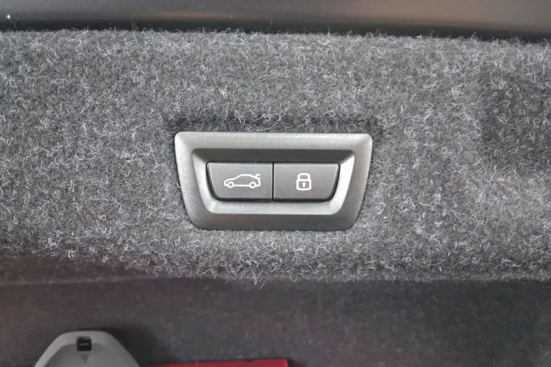 BMW 550 din 2024 cu 21.900 km - oferta BMW174961 - foto 17