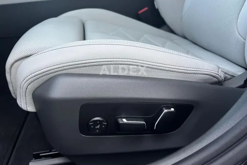 BMW 550 din 2025 cu 7.421 km - oferta BMW174965 - foto 21