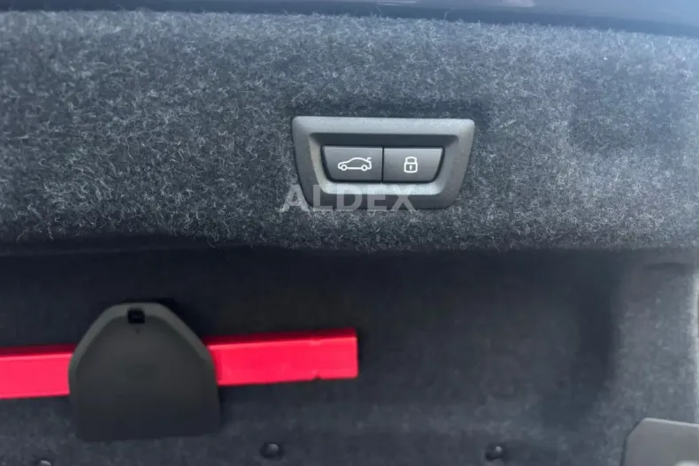 BMW 550 din 2025 cu 7.421 km - oferta BMW174965 - foto 29