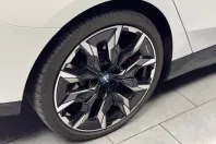 BMW 550 din 2025 cu 10.000 km - oferta BMW174966 - foto 13