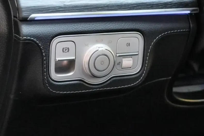 Mercedes-Benz GLE 450 din 2025 cu 24.300 km - oferta MER174969 - foto 10