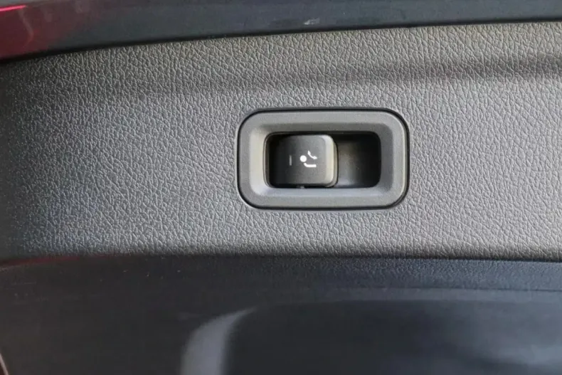 Mercedes-Benz GLE 450 din 2025 cu 24.300 km - oferta MER174969 - foto 18