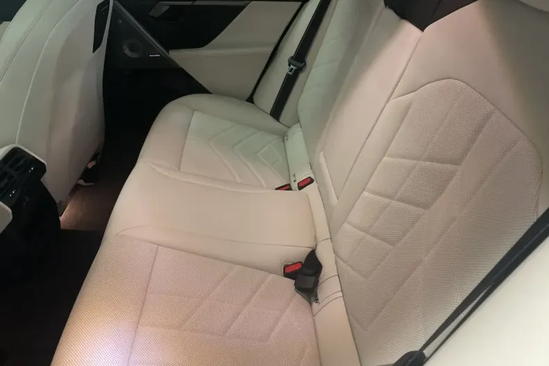 BMW 550 din 2024 cu 28.222 km - oferta BMW174973 - foto 10