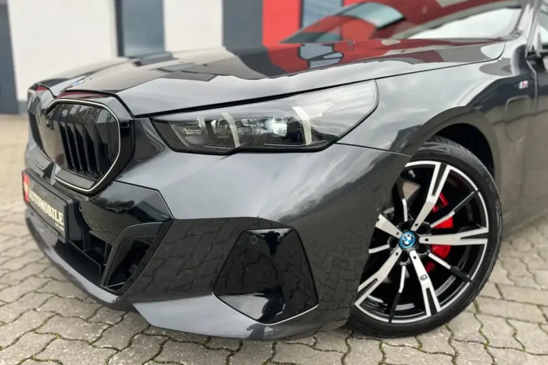 BMW 550 din 2024 cu 37.920 km - oferta BMW174977 - foto 6