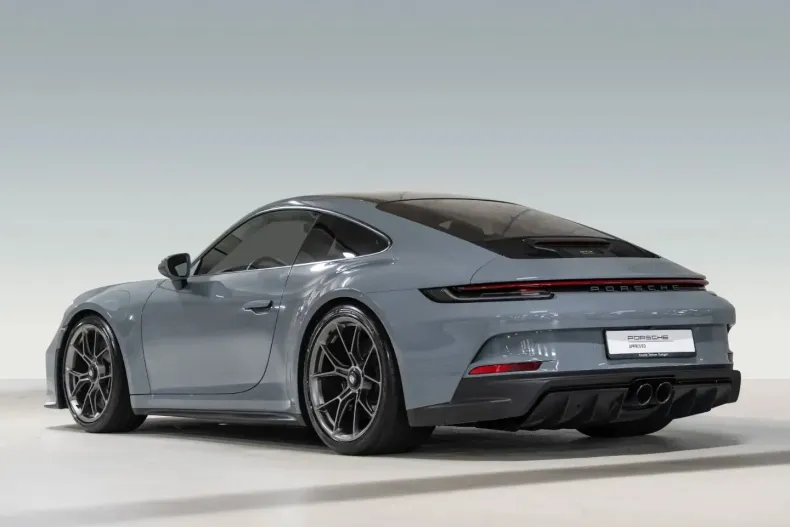 Porsche 911 din 2023 cu 5.200 km - oferta POR174991 - foto 3