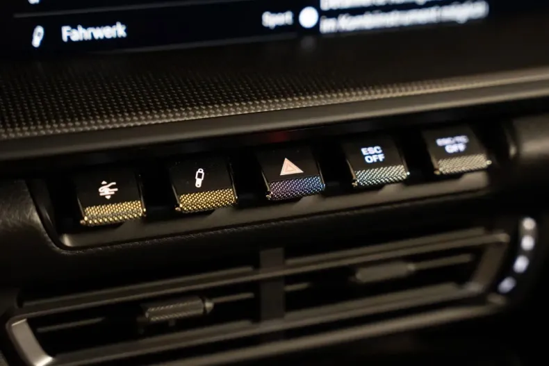 Porsche 911 din 2023 cu 5.200 km - oferta POR174991 - foto 29