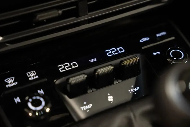 Porsche 911 din 2023 cu 5.200 km - oferta POR174991 - foto 37