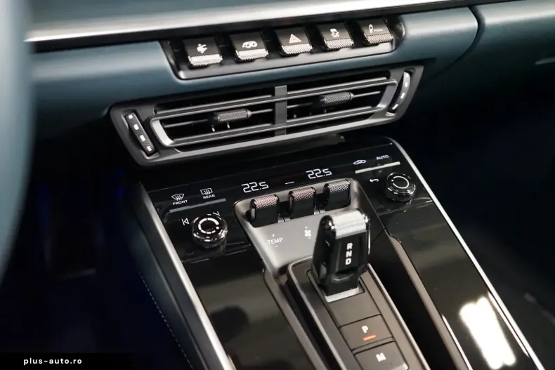 Porsche 911 din 2023 cu 14.152 km - oferta POR174993 - foto 30