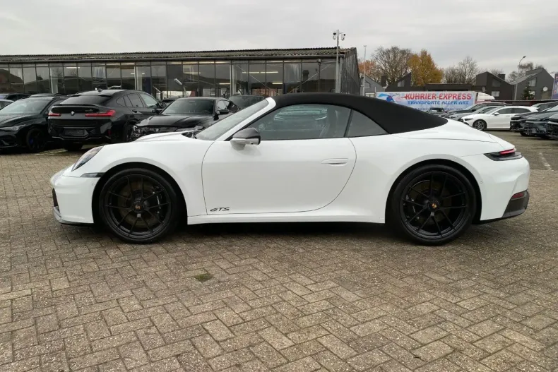 Porsche 911 din 2025 cu 3.032 km - oferta POR174996 - foto 3