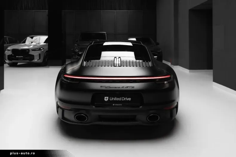 Porsche 911 din 2022 cu 10.000 km - oferta POR174997 - foto 10