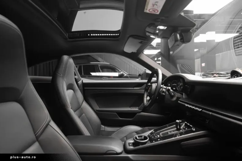 Porsche 911 din 2022 cu 10.000 km - oferta POR174997 - foto 20