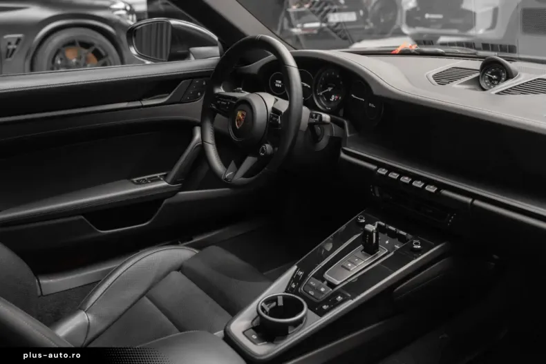 Porsche 911 din 2022 cu 10.000 km - oferta POR174997 - foto 23