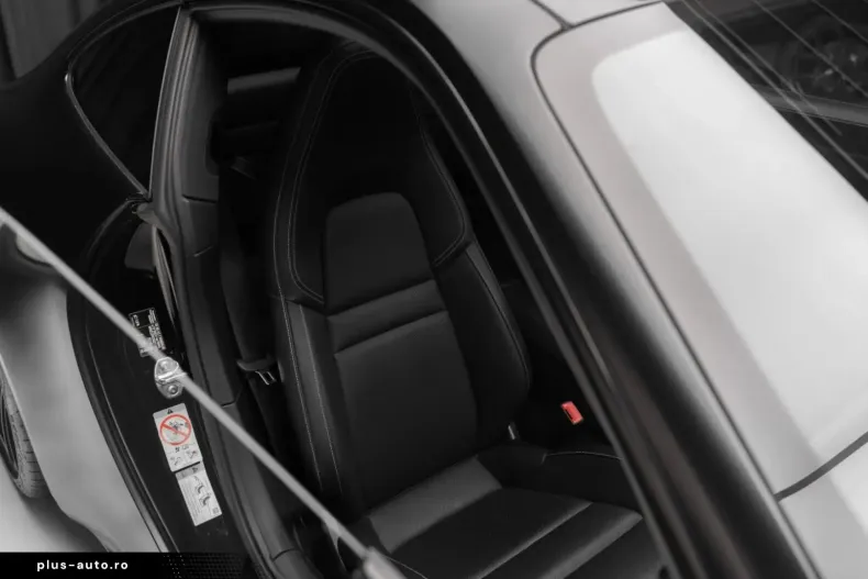 Porsche 911 din 2022 cu 10.000 km - oferta POR174997 - foto 42