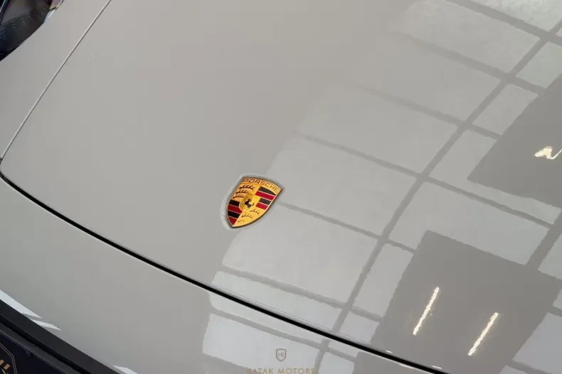 Porsche 911 din 2023 cu 24.990 km - oferta POR174998 - foto 7